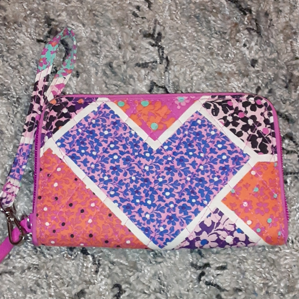 Vera Bradley Wristlet in Modern Melody!